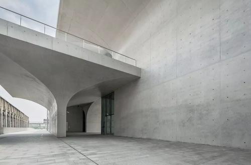 清水混凝土和普通混凝土的區別是什么？清水混凝土的價格高嗎？