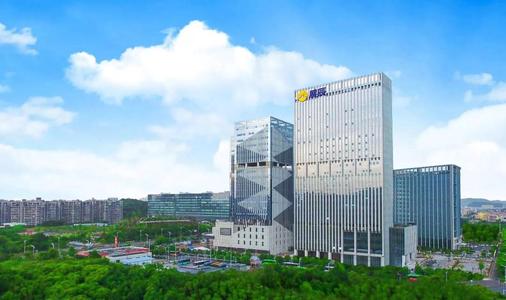 環(huán)氧地坪漆應(yīng)該怎么施工？地坪漆施工流程介紹!